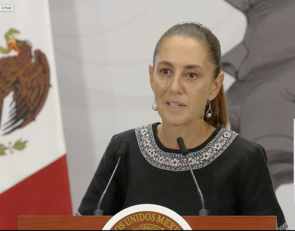 Sheinbaum critica "ignorancia" de Ayuso y la oposición por buscar reivindicar a Hernán Cortés